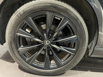 Photo 7 du bon plan LEXUS RX 500h F SPORT Executive 4WD MY24 occasion à 67900 €