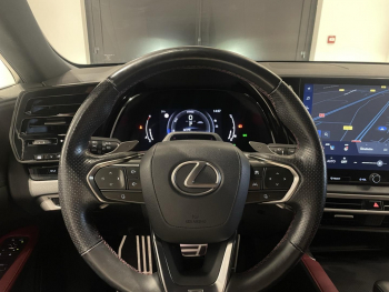 Photo 24 du bon plan LEXUS RX 500h F SPORT Executive 4WD MY24 occasion à 67900 €