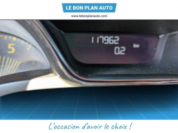Photo 11 du bon plan RENAULT Captur 0.9 TCe 90ch Stop&Start energy Zen Euro6 occasion à 7799 €