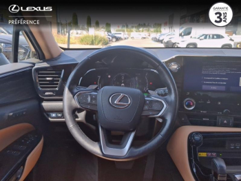 Photo 6 du bon plan LEXUS NX 450h+ Executive 4WD occasion à 44968 €