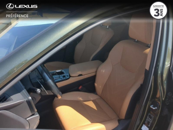 Photo 13 du bon plan LEXUS NX 450h+ Executive 4WD occasion à 44968 €
