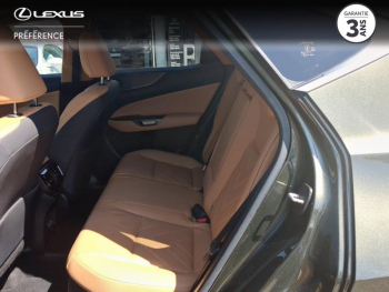 Photo 14 du bon plan LEXUS NX 450h+ Executive 4WD occasion à 44968 €
