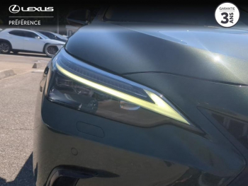 Photo 17 du bon plan LEXUS NX 450h+ Executive 4WD occasion à 44968 €