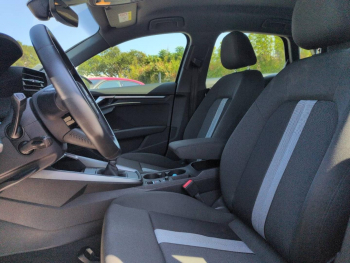 Photo 16 du bon plan AUDI A3 Sportback 35 TFSI 150ch Design occasion à 17990 €