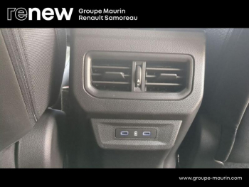 Photo 17 du bon plan RENAULT Espace 1.2 E-Tech full hybrid 200ch Techno 7 places - 25 occasion à 35900 €