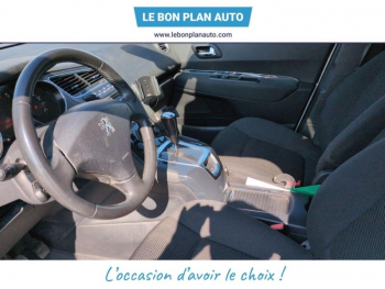 Photo 10 du bon plan PEUGEOT 5008 1.6 e-HDi 115ch FAP Allure ETG6 occasion à 6600 €