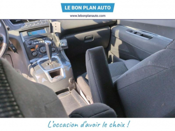 Photo 13 du bon plan PEUGEOT 5008 1.6 e-HDi 115ch FAP Allure ETG6 occasion à 6600 €