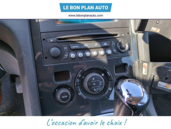 Photo 16 du bon plan PEUGEOT 5008 1.6 e-HDi 115ch FAP Allure ETG6 occasion à 6600 €