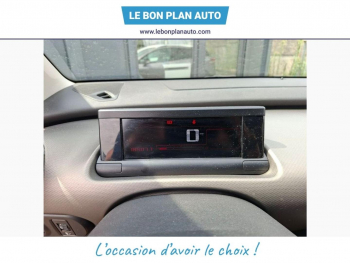 Photo 12 du bon plan CITROEN C4 Cactus BlueHDi 100 Shine Edition occasion à 6999 €