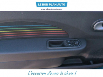 Photo 15 du bon plan RENAULT Twingo 1.5 dCi 75ch Purple eco² occasion à 4990 €