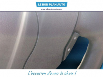 Photo 18 du bon plan RENAULT Twingo 1.5 dCi 75ch Purple eco² occasion à 4990 €