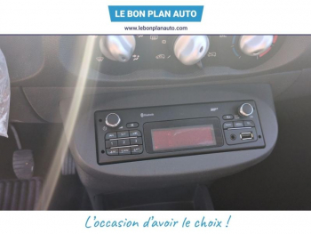 Photo 20 du bon plan RENAULT Twingo 1.5 dCi 75ch Purple eco² occasion à 4990 €