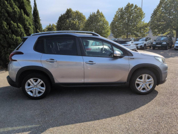 Photo 5 du bon plan PEUGEOT 2008 1.5 BlueHDi 100ch E6.c Signature S&S BVM5 86g occasion à 9990 €