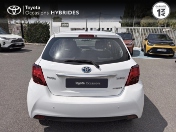 Photo 4 du bon plan TOYOTA Yaris 100h Dynamic Business 5p occasion à 12490 €