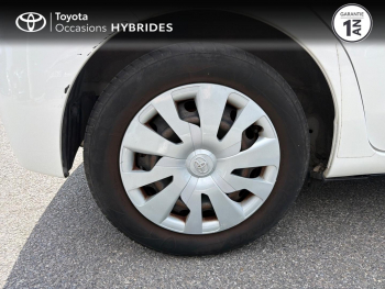 Photo 16 du bon plan TOYOTA Yaris 100h Dynamic Business 5p occasion à 12490 €