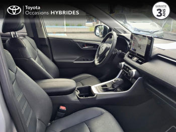 Photo 6 du bon plan TOYOTA RAV4 2.5 Hybride 218ch Lounge 2WD MY23 occasion à 38990 €