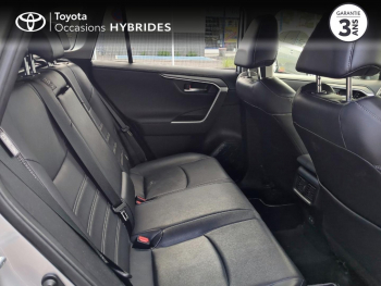 Photo 7 du bon plan TOYOTA RAV4 2.5 Hybride 218ch Lounge 2WD MY23 occasion à 38990 €