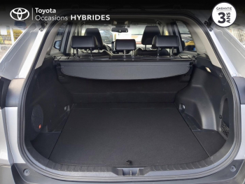 Photo 10 du bon plan TOYOTA RAV4 2.5 Hybride 218ch Lounge 2WD MY23 occasion à 38990 €