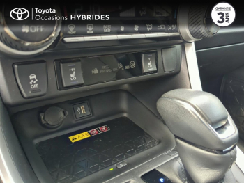 Photo 20 du bon plan TOYOTA RAV4 2.5 Hybride 218ch Lounge 2WD MY23 occasion à 38990 €