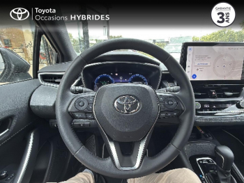 Photo 9 du bon plan TOYOTA Corolla 1.8 140ch Design MY25 occasion à 30890 €
