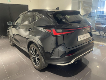 Photo 6 du bon plan LEXUS NX 450h+ F SPORT Executive 4WD MY24 occasion à 49990 €