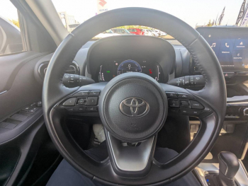 Photo 13 du bon plan TOYOTA Yaris Cross 116h Dynamic MY25 occasion à 22890 €
