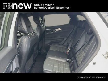 Photo 12 du bon plan RENAULT Austral 1.2 E-Tech full hybrid 200ch Iconic occasion à 29470 €
