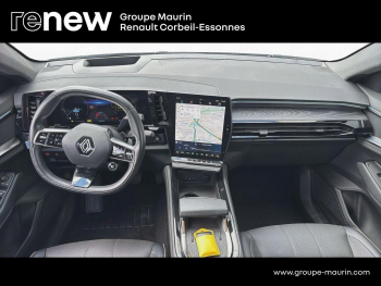 Photo 13 du bon plan RENAULT Austral 1.2 E-Tech full hybrid 200ch Iconic occasion à 29470 €