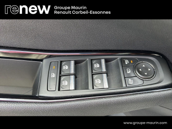 Photo 15 du bon plan RENAULT Austral 1.2 E-Tech full hybrid 200ch Iconic occasion à 29470 €