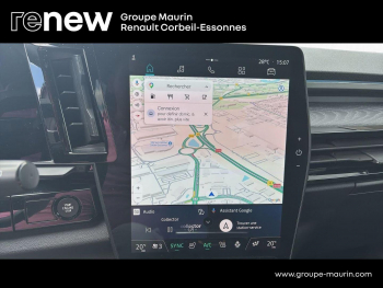 Photo 20 du bon plan RENAULT Austral 1.2 E-Tech full hybrid 200ch Iconic occasion à 29470 €