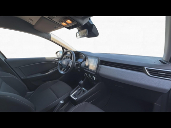 Photo 19 du bon plan RENAULT Clio 1.6 E-Tech 145ch full hybrid Evolution - 25b occasion à 20990 €