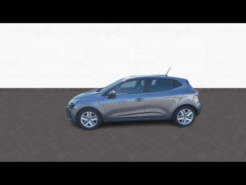 Photo 22 du bon plan RENAULT Clio 1.6 E-Tech 145ch full hybrid Evolution - 25b occasion à 20990 €