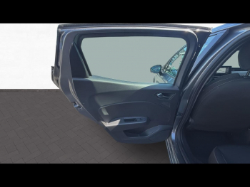 Photo 34 du bon plan RENAULT Clio 1.6 E-Tech 145ch full hybrid Evolution - 25b occasion à 20990 €