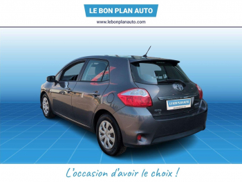 Photo 7 du bon plan TOYOTA Auris 90 D-4D FAP Dynamic 110g 5p occasion à 9470 €