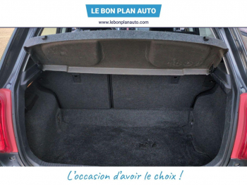 Photo 13 du bon plan TOYOTA Auris 90 D-4D FAP Dynamic 110g 5p occasion à 9470 €