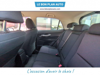 Photo 15 du bon plan TOYOTA Auris 90 D-4D FAP Dynamic 110g 5p occasion à 9470 €