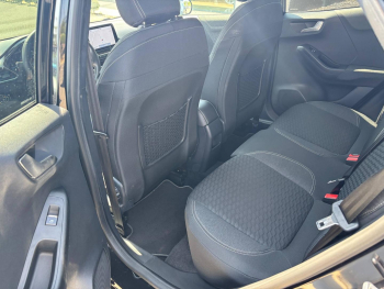Photo 18 du bon plan FORD Puma 1.0 EcoBoost 125ch mHEV Titanium 6cv occasion à 14990 €