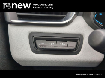 Photo 18 du bon plan RENAULT Clio 1.6 E-Tech hybride 145ch Techno occasion à 16990 €