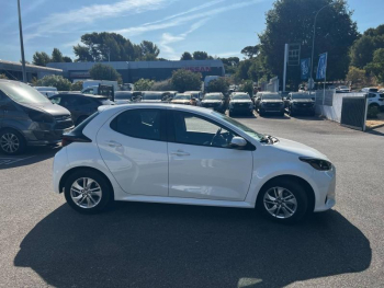 Photo 6 du bon plan TOYOTA Yaris 120 VVT-i Dynamic Business 5p MC24 occasion à 17980 €