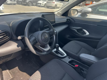 Photo 2 du bon plan TOYOTA Yaris Cross 116h Dynamic MY25 occasion à 22990 €