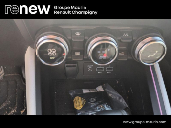 Photo 32 du bon plan RENAULT Clio 1.6 E-Tech hybride 145ch Techno occasion à 16999 €