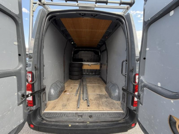 Photo 14 du bon plan RENAULT Master Fg VUL F3300 L2H2 2.3 dCi 180ch Energy Grand Confort E6 occasion à 18900 €