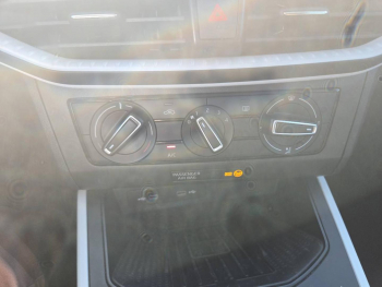Photo 28 du bon plan SEAT Arona 1.0 TSI 95ch Urban occasion à 13990 €