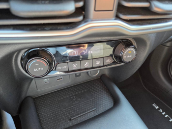 Photo 23 du bon plan NISSAN Juke 1.6 Hybrid 143ch N-Connecta occasion à 25990 €
