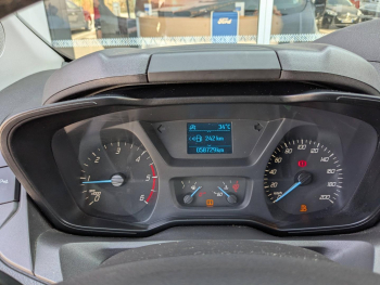 Photo 10 du bon plan FORD Transit Custom Kombi 310 L2H1 2.0 TDCi 130ch Trend Business occasion à 25900 €