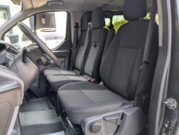Photo 13 du bon plan FORD Transit Custom Kombi 310 L2H1 2.0 TDCi 130ch Trend Business occasion à 25900 €