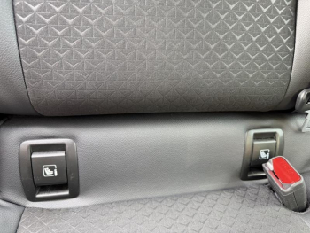 Photo 17 du bon plan NISSAN Juke 1.6 Hybrid 143ch N-Connecta 2024 occasion à 20390 €