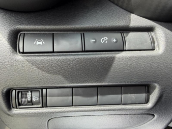 Photo 26 du bon plan NISSAN Juke 1.6 Hybrid 143ch N-Connecta 2024 occasion à 20390 €