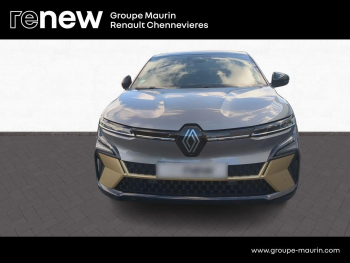 Photo 2 du bon plan RENAULT Megane E-Tech Electric EV60 220ch Iconic super charge -B occasion à 27999 €