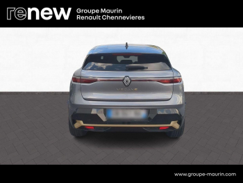 Photo 6 du bon plan RENAULT Megane E-Tech Electric EV60 220ch Iconic super charge -B occasion à 27999 €